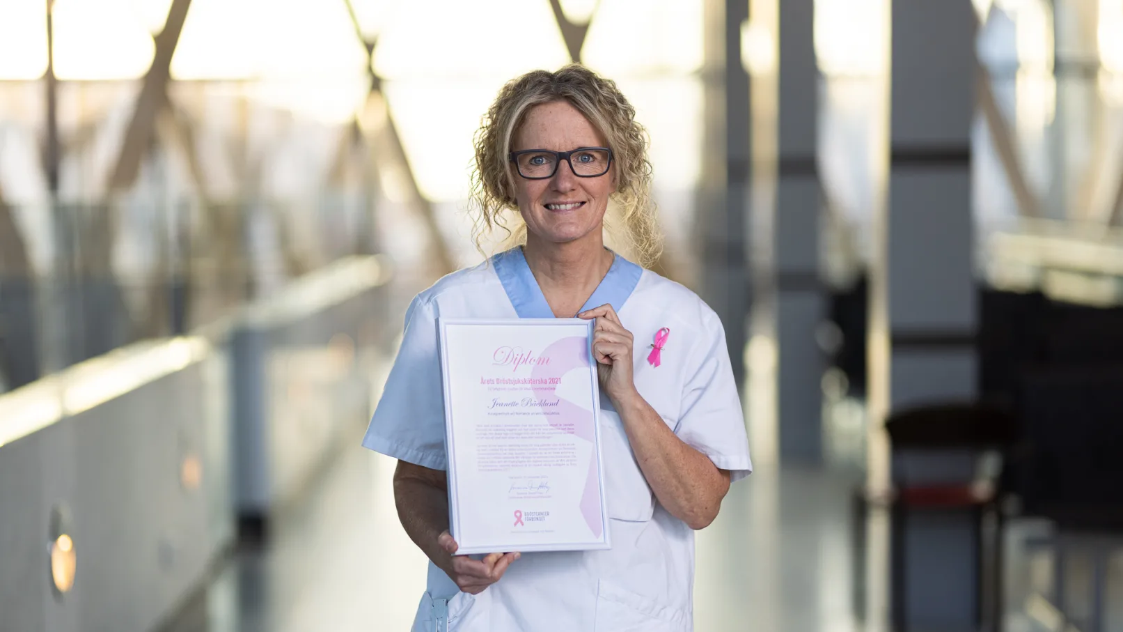 Jeanette Bäcklund från Umeå är Årets Bröstsjuksköterska 2021