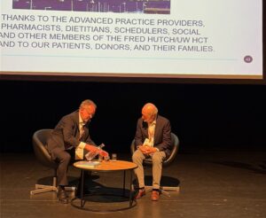 Hans Hägglund och Fred Appelbaum höll ett spännande samtal på scenen om den historiska utvecklingen inom allogen stamcellstransplantation