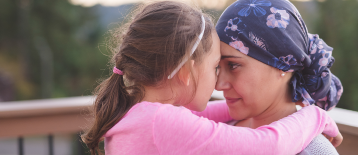 Kris för familjen när mamma får livmoderhalscancer